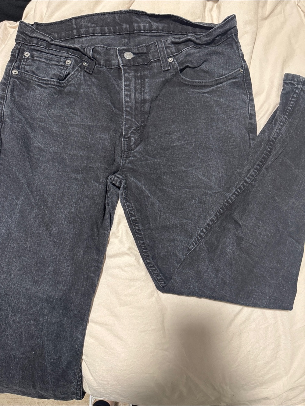 Leviโs Men's 5.11s black washed Jeans